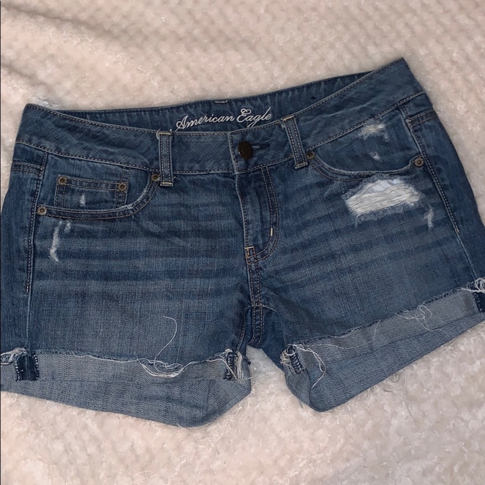 American eagle blue jean shorts